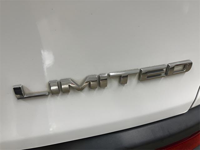 used 2016 Jeep Cherokee car, priced at $12,949