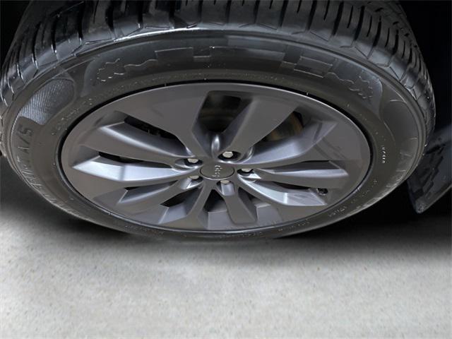 used 2019 Jeep Cherokee car, priced at $19,949