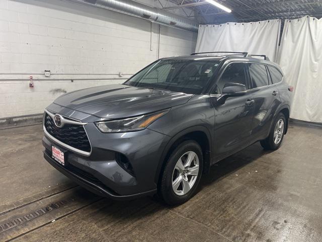 used 2021 Toyota Highlander car, priced at $26,495
