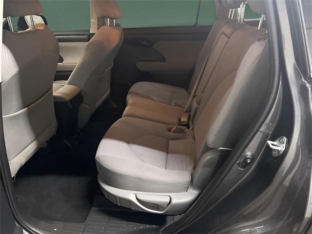 used 2021 Toyota Highlander car, priced at $25,999