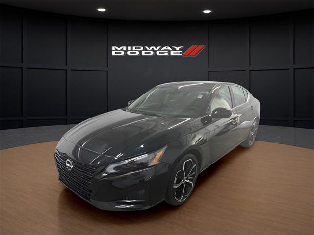 used 2024 Nissan Altima car, priced at $21,995