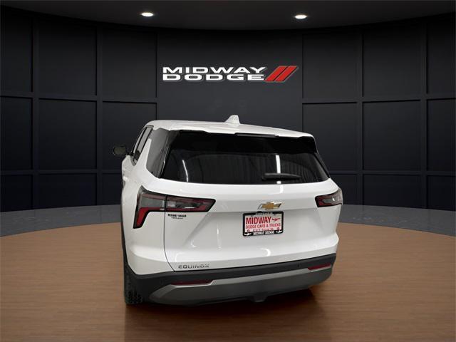 used 2025 Chevrolet Equinox car, priced at $24,495