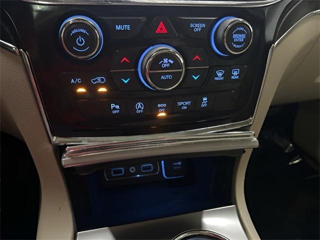 used 2020 Jeep Grand Cherokee car, priced at $18,949