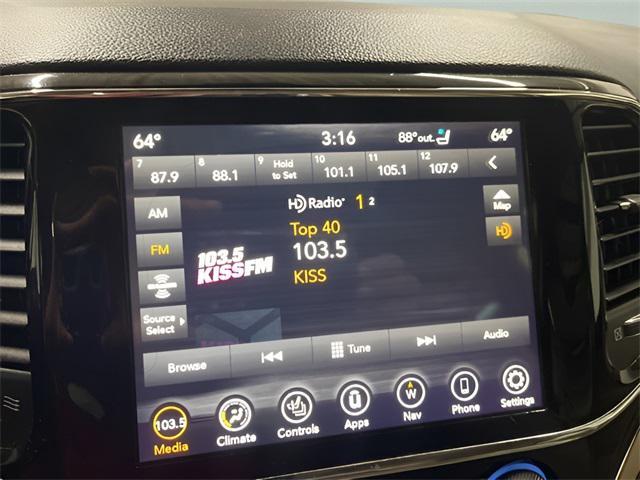 used 2020 Jeep Grand Cherokee car, priced at $18,949
