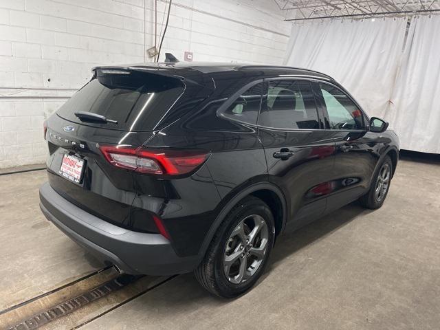 used 2025 Ford Escape car, priced at $25,949