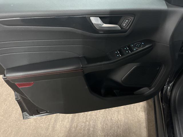 used 2025 Ford Escape car, priced at $25,949