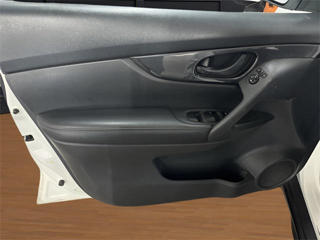 used 2019 Nissan Rogue car, priced at $13,795