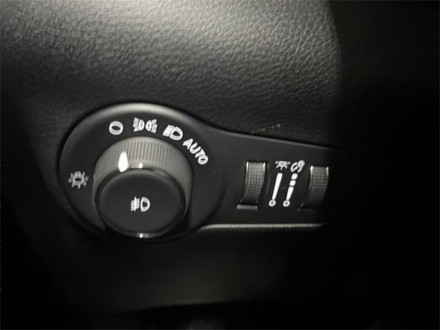 used 2025 Jeep Compass car, priced at $27,949