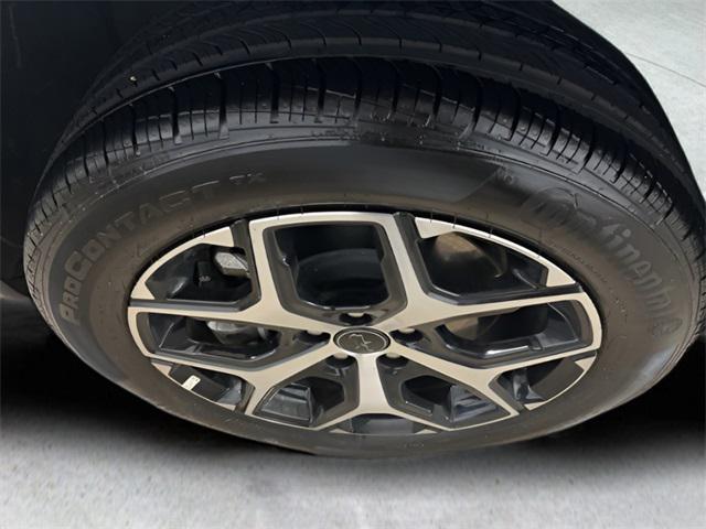 used 2025 Jeep Compass car, priced at $27,949