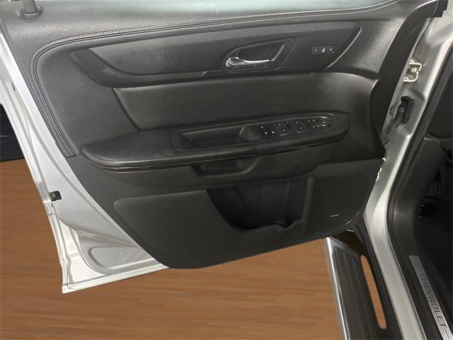 used 2015 Chevrolet Traverse car, priced at $5,949