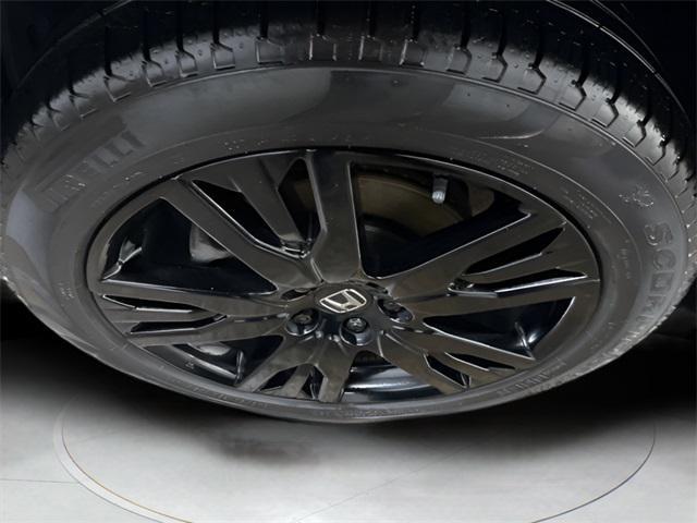 used 2022 Honda Pilot car, priced at $29,949