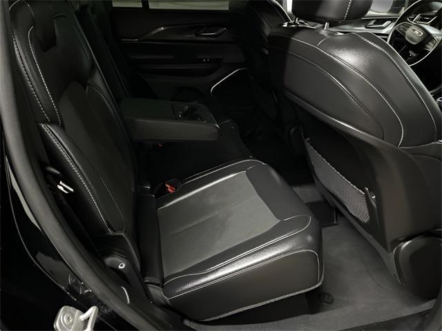 used 2022 Jeep Grand Cherokee car, priced at $29,949