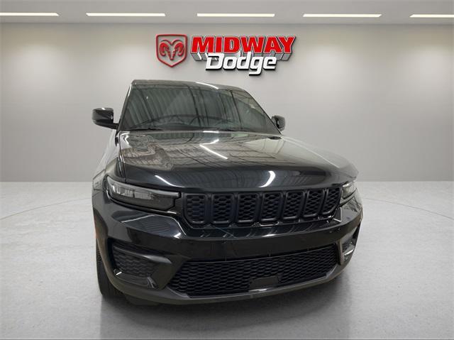 used 2022 Jeep Grand Cherokee car, priced at $29,949