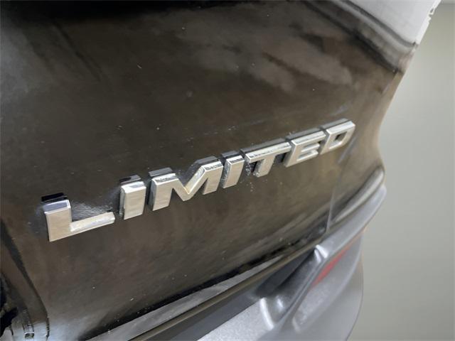 used 2019 Jeep Cherokee car, priced at $16,949