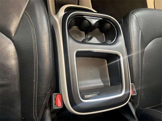 used 2022 Chrysler Pacifica car, priced at $20,949