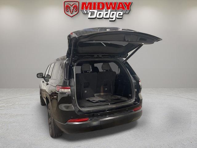 used 2022 Jeep Grand Cherokee L car, priced at $28,949