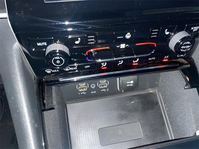 used 2022 Jeep Grand Cherokee L car, priced at $28,949