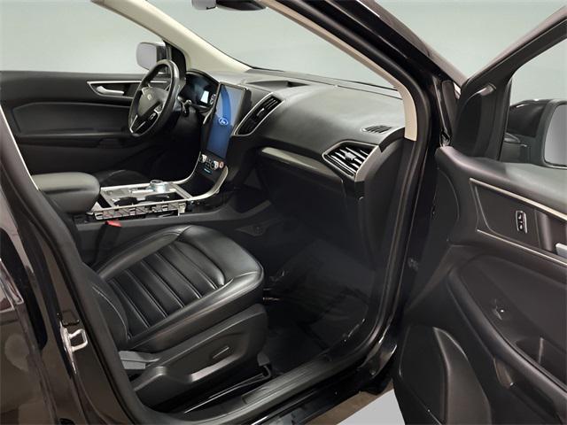 used 2024 Ford Edge car, priced at $26,949