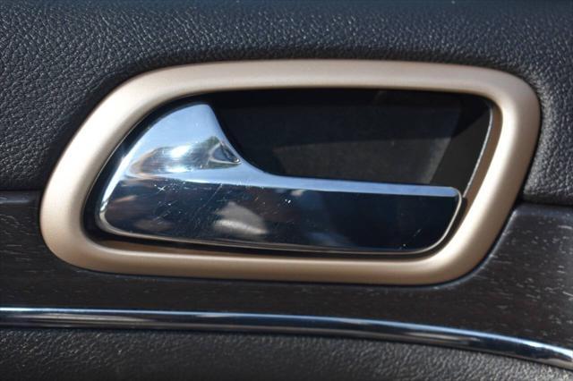 used 2015 Jeep Grand Cherokee car, priced at $15,995