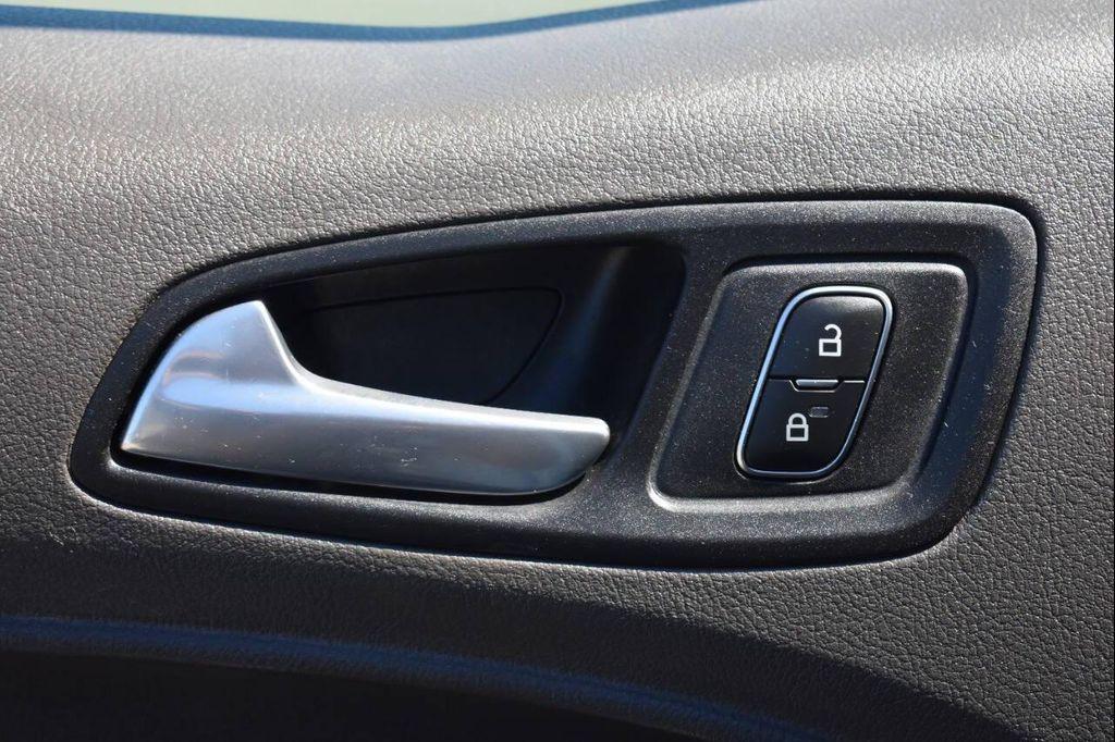 used 2022 Ford Transit Connect car, priced at $18,995