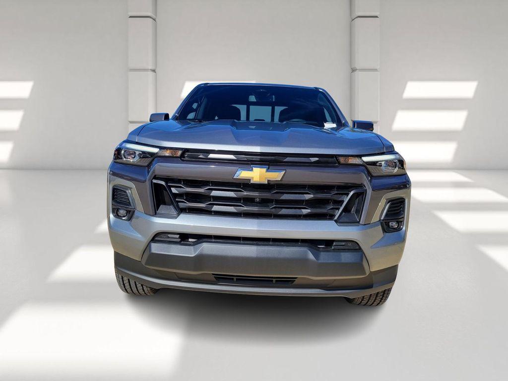 new 2025 Chevrolet Colorado car, priced at $40,020