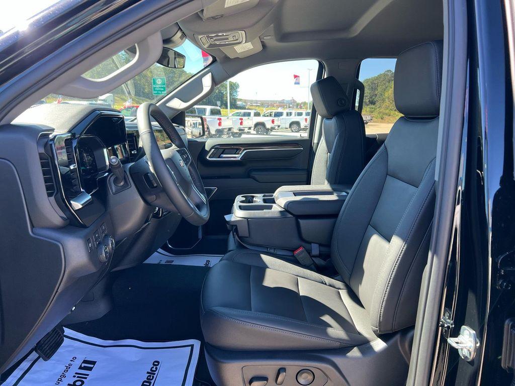 new 2026 Chevrolet Silverado 1500 car, priced at $46,995