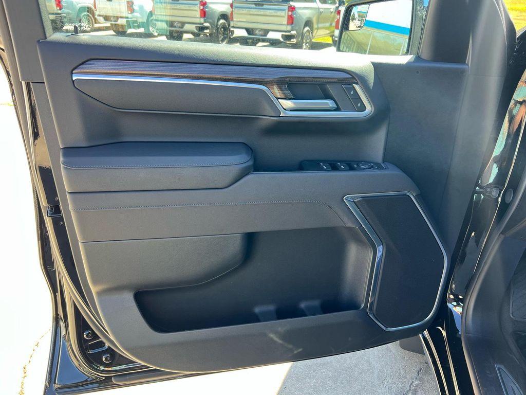 new 2026 Chevrolet Silverado 1500 car, priced at $46,995