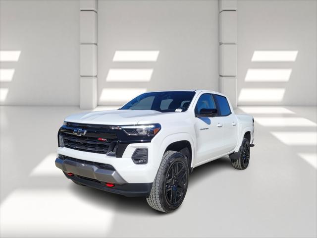 new 2025 Chevrolet Colorado car, priced at $48,615