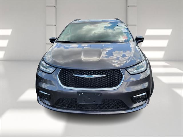 used 2021 Chrysler Pacifica Hybrid car, priced at $23,900