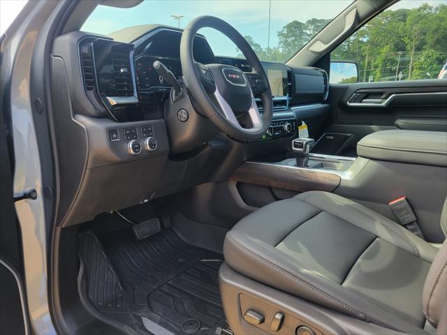 new 2025 GMC Sierra 1500 car, priced at $56,185