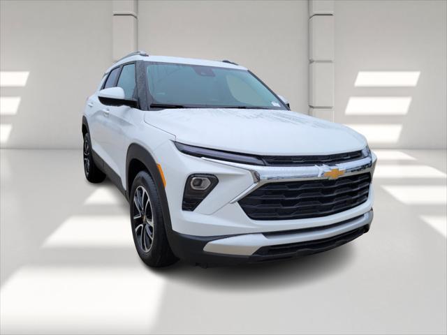 new 2025 Chevrolet TrailBlazer car, priced at $28,970