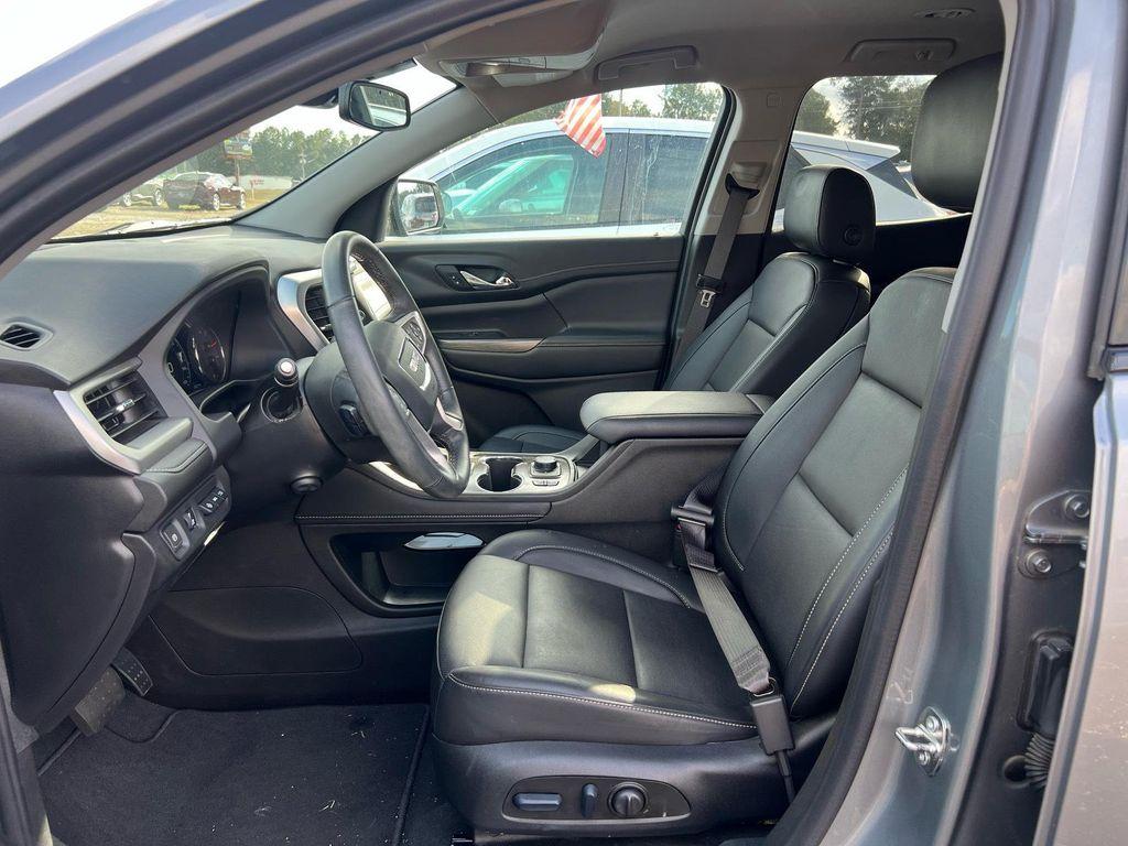 used 2023 GMC Acadia car, priced at $30,900
