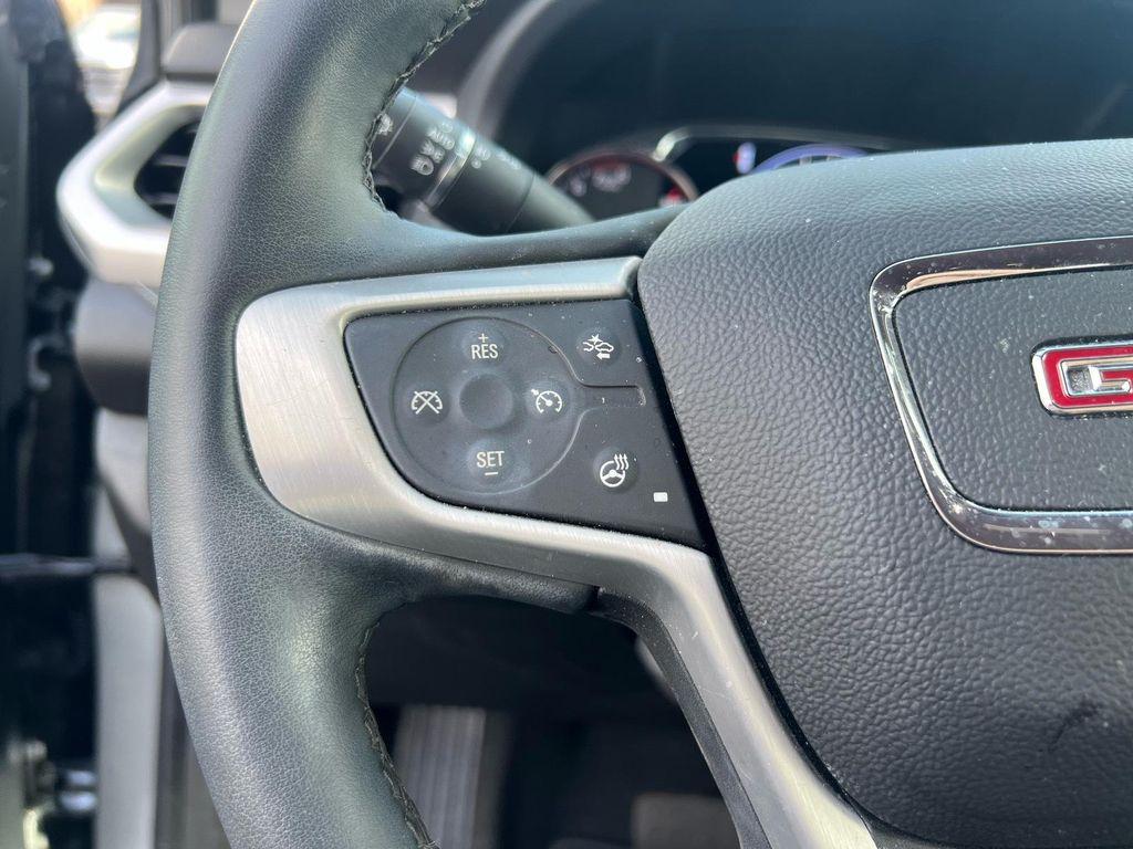 used 2023 GMC Acadia car, priced at $30,900