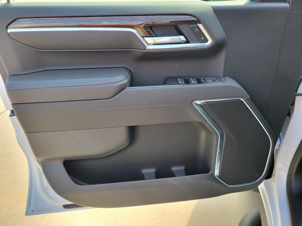 new 2026 GMC Sierra 1500 car, priced at $45,205