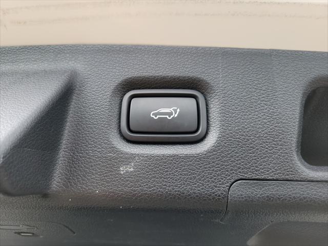 used 2022 Hyundai Santa Fe car, priced at $24,900