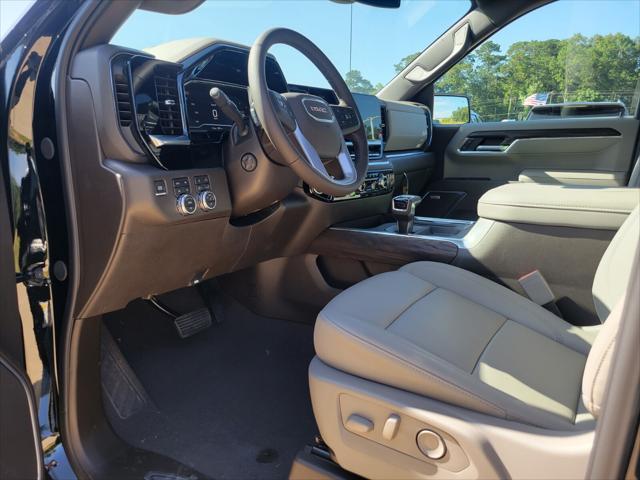 new 2025 GMC Sierra 1500 car, priced at $55,985