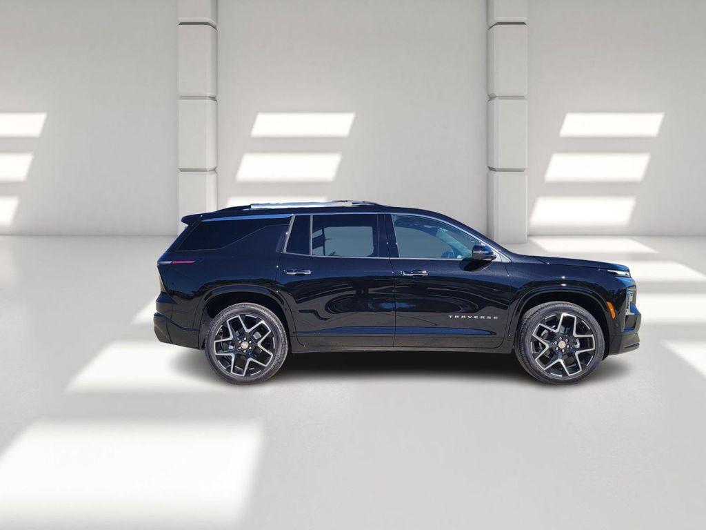 new 2026 Chevrolet Traverse car, priced at $56,665