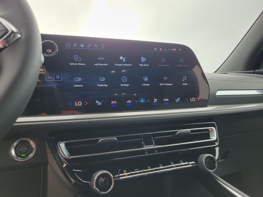 new 2026 Chevrolet Traverse car, priced at $43,600