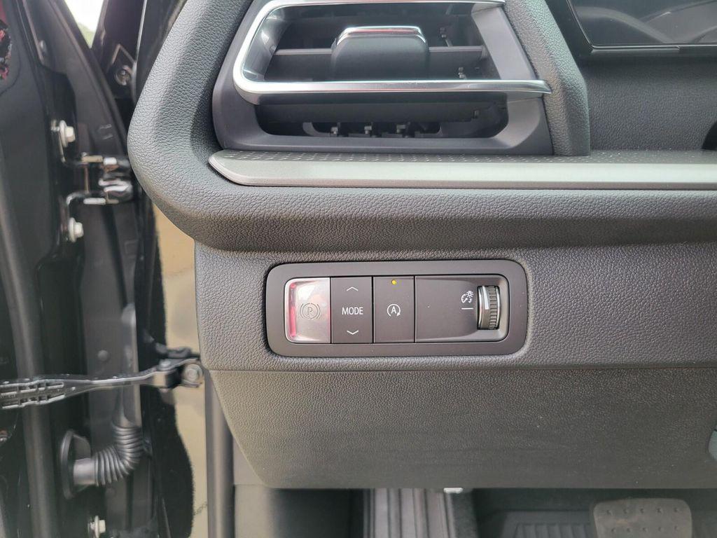 new 2026 Chevrolet Traverse car, priced at $43,600