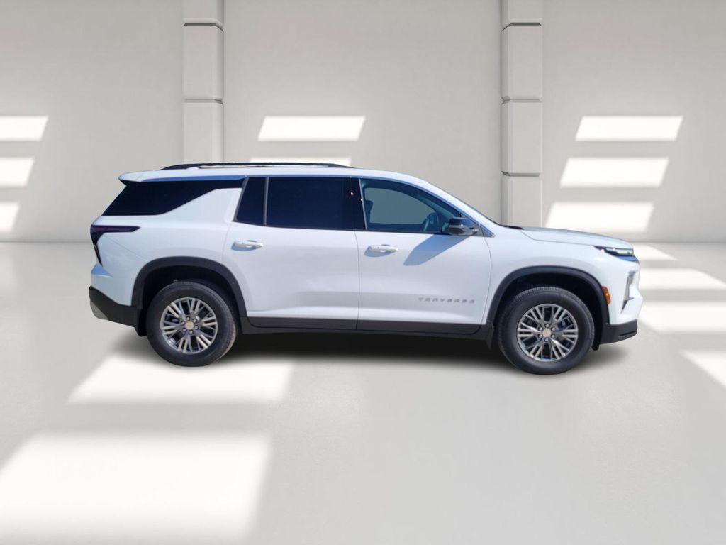 new 2026 Chevrolet Traverse car, priced at $43,600