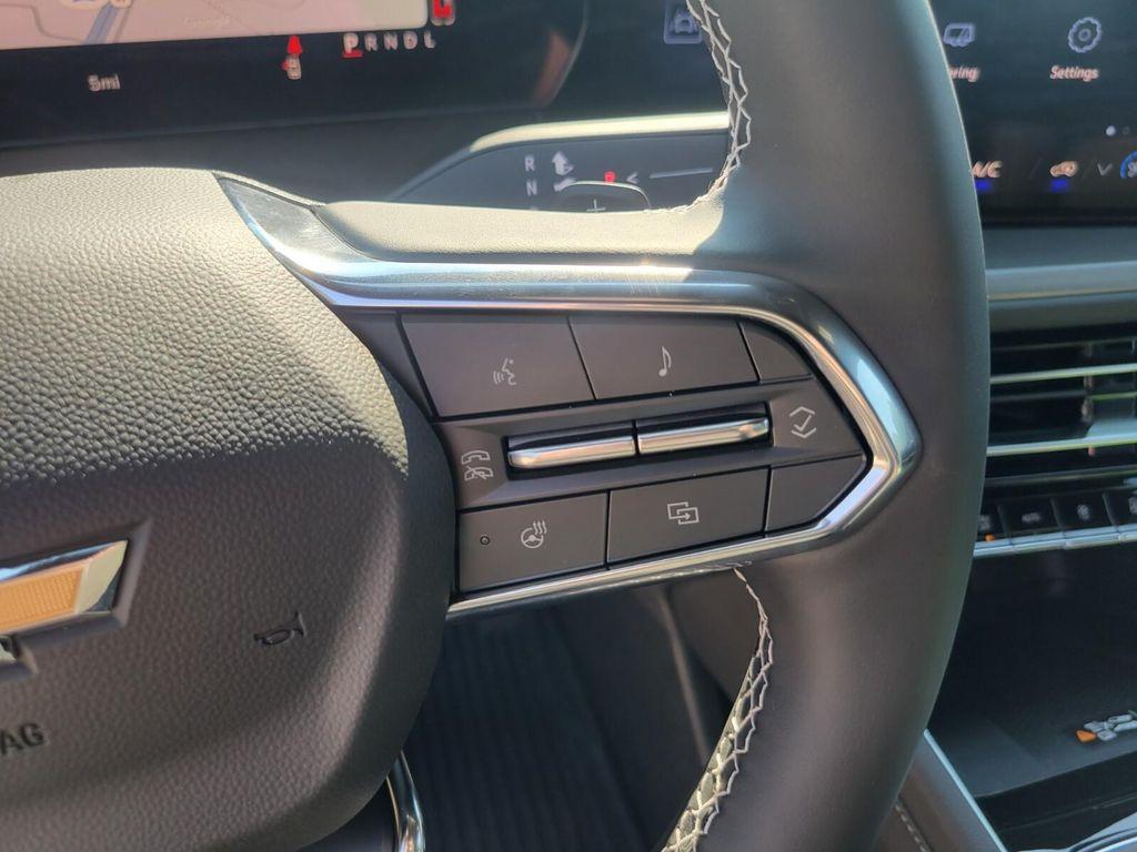 new 2026 Chevrolet Traverse car, priced at $43,600