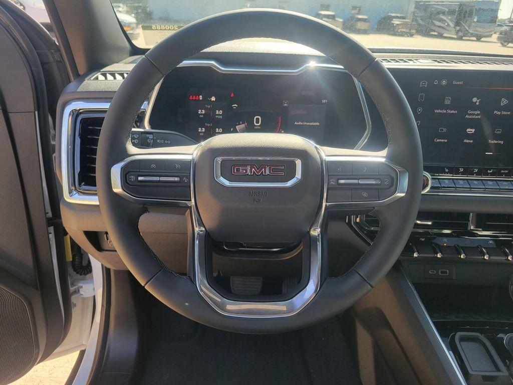 new 2025 GMC Canyon car, priced at $38,525