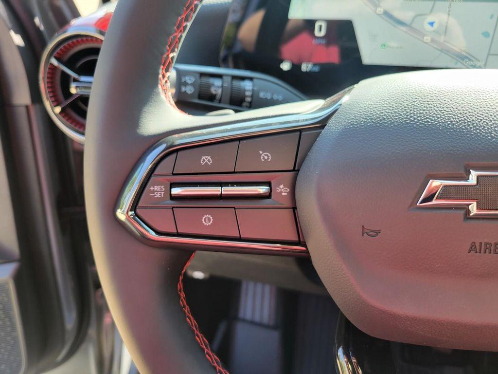 new 2026 Chevrolet Equinox car, priced at $33,170