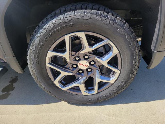 new 2025 GMC Sierra 1500 car, priced at $55,985