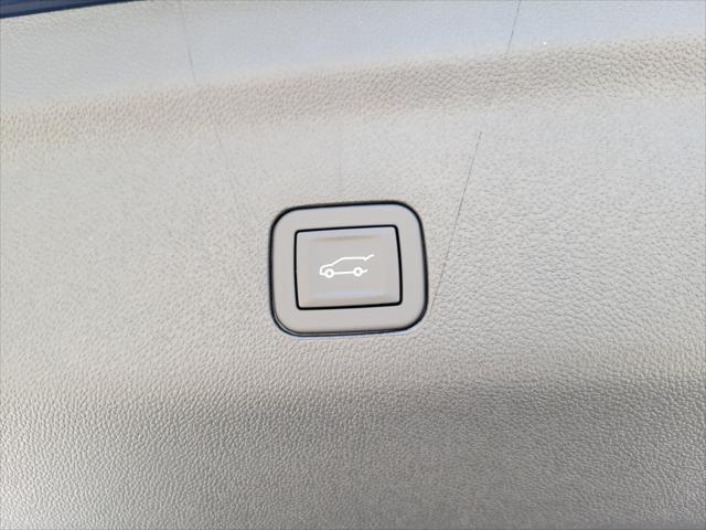 new 2025 GMC Yukon XL car, priced at $79,495