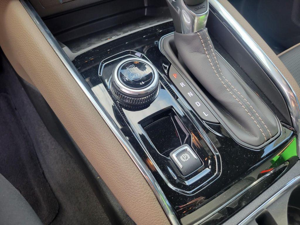 new 2025 GMC Canyon car, priced at $50,695