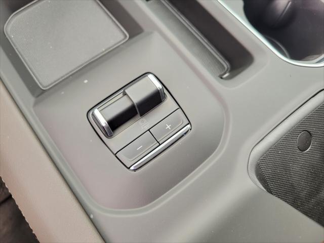 new 2025 GMC Sierra 2500 car, priced at $85,300