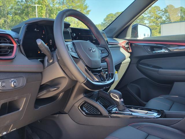 new 2025 Chevrolet TrailBlazer car, priced at $29,390