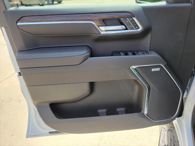 new 2025 GMC Sierra 1500 car, priced at $54,680