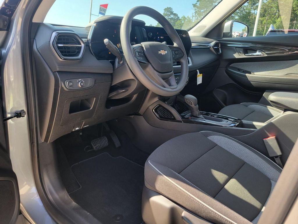 new 2026 Chevrolet TrailBlazer car, priced at $24,685
